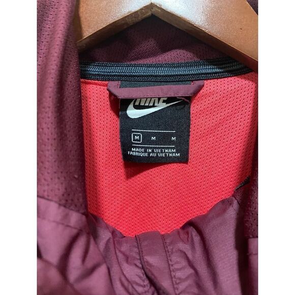 Nike Windrunner Jacket Glanz Nylon Jacket FC Barcelona Red Soccer Men’s Size S - Picture 7 of 13